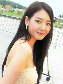 创作女歌手——岳薇