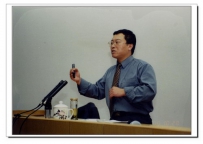 中国人民大学财政金融学院副院长  岳树民