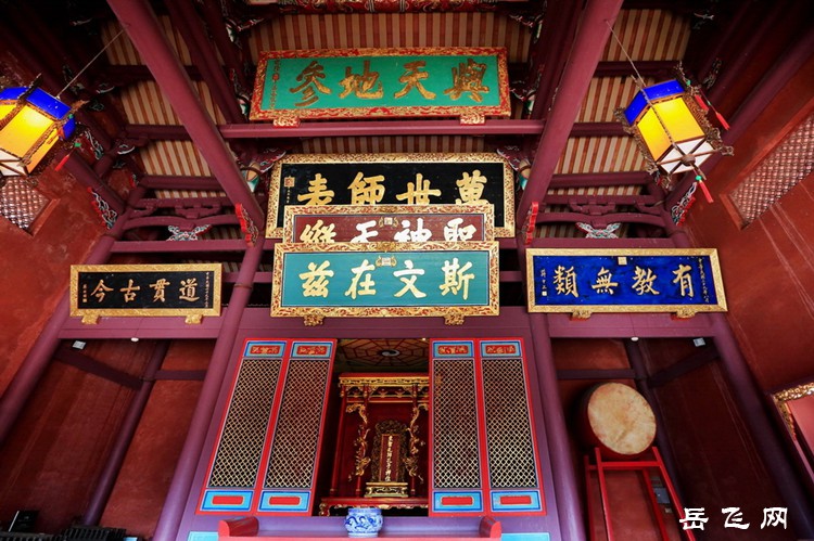 28125274_28125274_1383094016644_副本.jpg