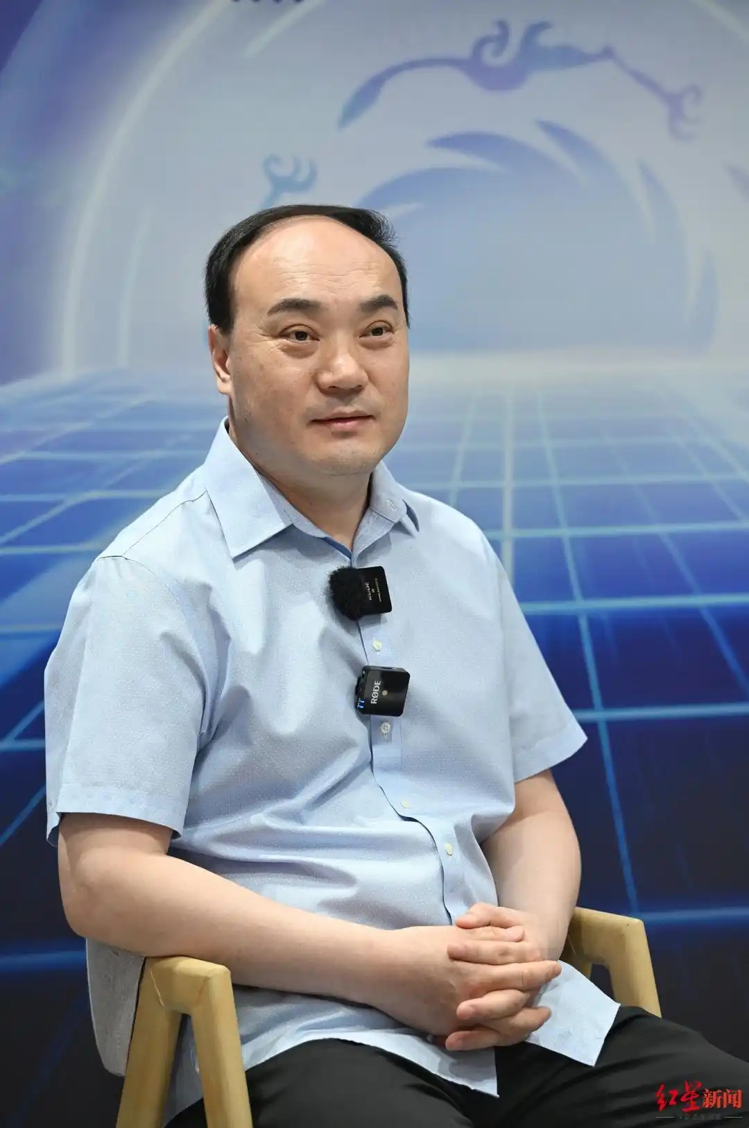 岳骞副教授-涉足暗物质