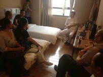 情浓于水、盛情款待预祝比赛取得好的成绩！